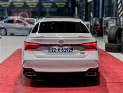 تويوتا أفالون